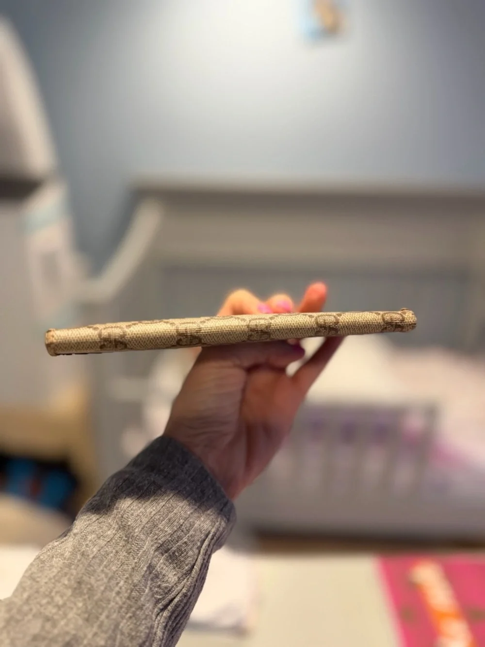 Gucci Vintage Monogram Brown Leather Bi-Fold Chrckbook Wallet - Picture 7 of 10